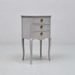 1325 3328 CHEST OF DRAWERS
